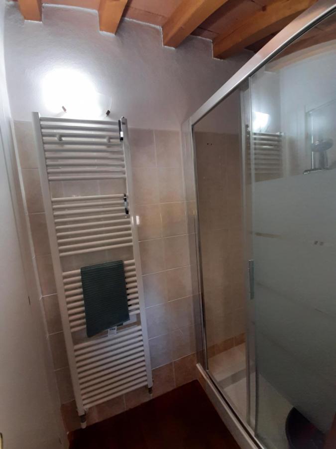 Appartamento Sui Tetti Di Parma Bagian luar foto
