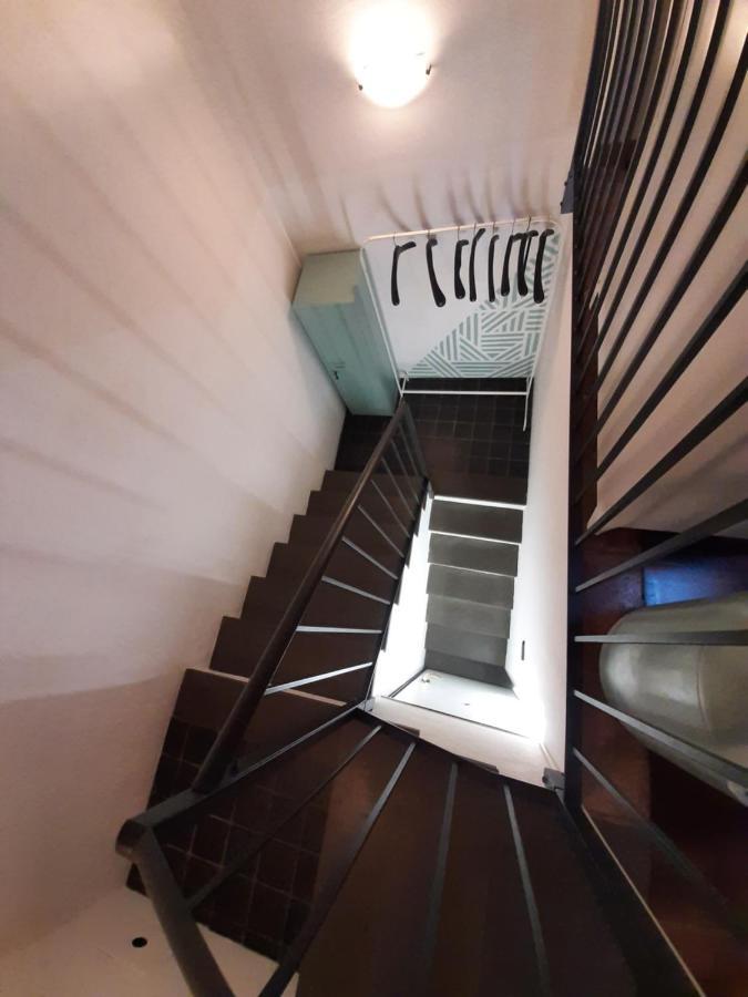 Appartamento Sui Tetti Di Parma Bagian luar foto